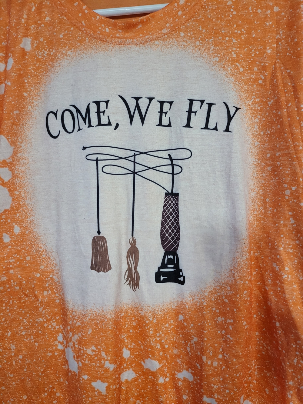 Hocus Pocus Tee - Picture 2 of 3